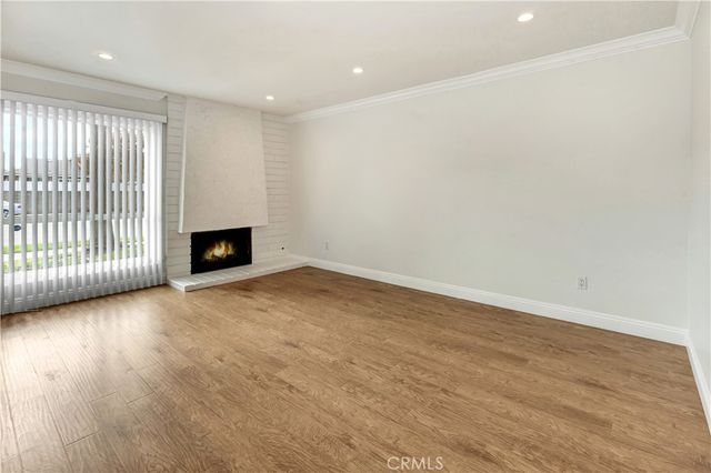 6907 Orangewood, Cypress, CA 90630