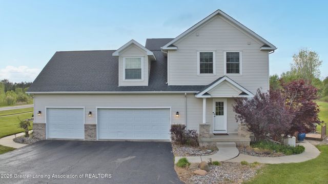 141 Twin Ponds Lane, Okemos, MI 48864