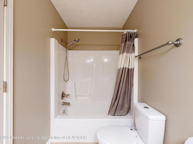 141 Twin Ponds Lane, Okemos, MI 48864