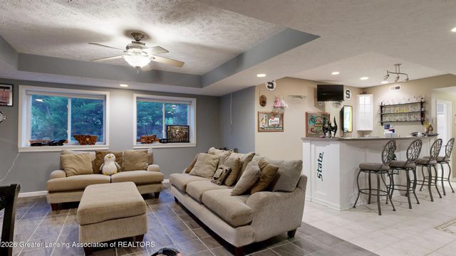 141 Twin Ponds Lane, Okemos, MI 48864