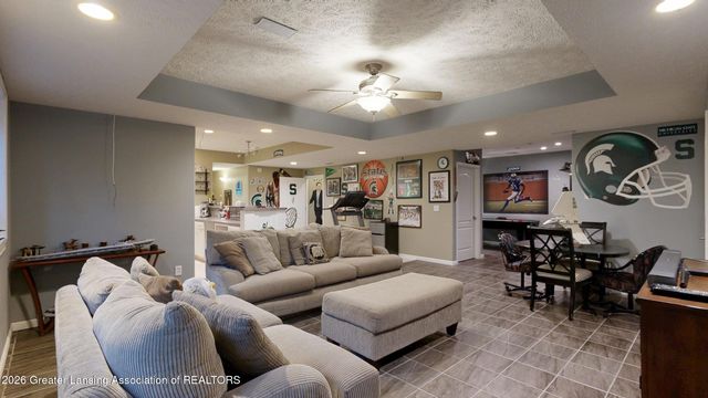 141 Twin Ponds Lane, Okemos, MI 48864