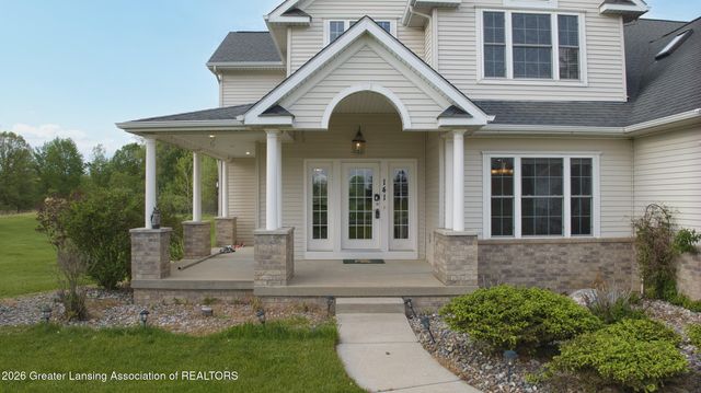 141 Twin Ponds Lane, Okemos, MI 48864