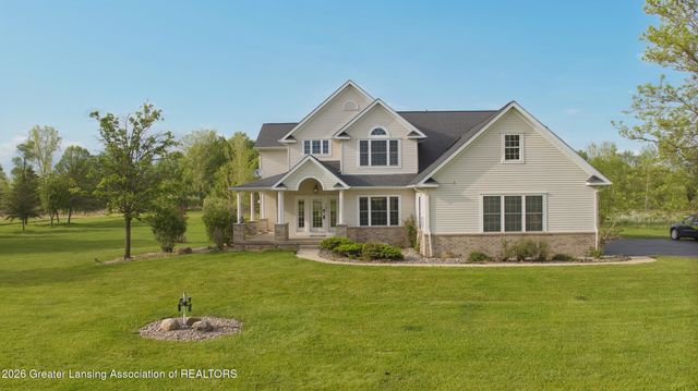 141 Twin Ponds Lane, Okemos, MI 48864