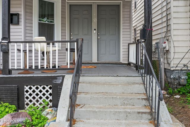 114 Victory Avenue, Schenectady, NY 12307