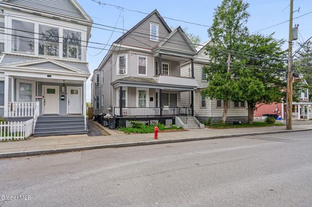 114 Victory Avenue, Schenectady, NY 12307