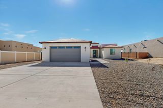 920 Night Glow, Rio Rancho, NM 87144