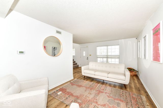 18510 Harvest Meadows Drive E, Westfield, IN 46074