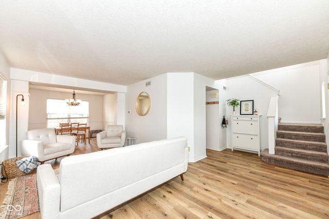 18510 Harvest Meadows Drive E, Westfield, IN 46074