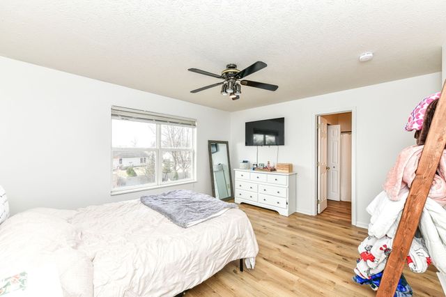 18510 Harvest Meadows Drive E, Westfield, IN 46074