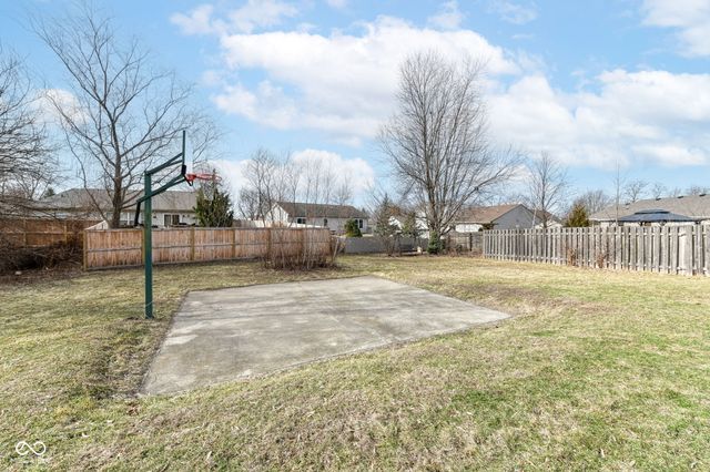 18510 Harvest Meadows Drive E, Westfield, IN 46074