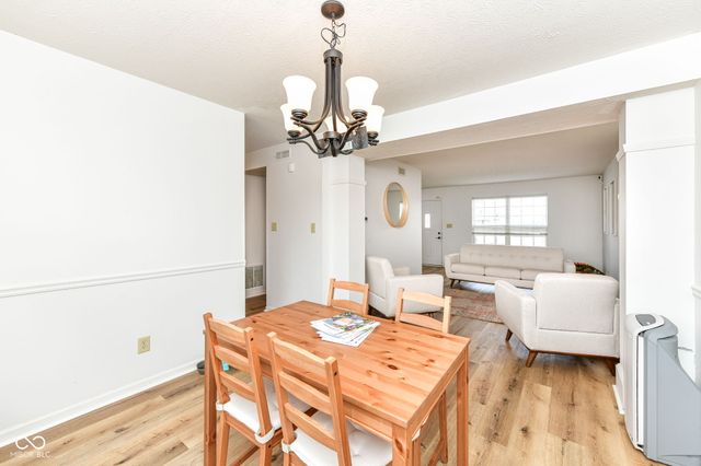 18510 Harvest Meadows Drive E, Westfield, IN 46074