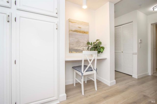 230 Pelican Ln, Novato, CA 94949