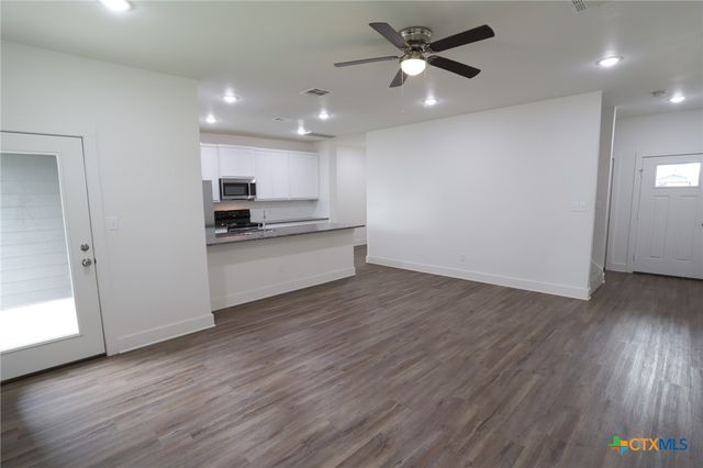 1838-1850 Royal Loop, Belton, TX 76513