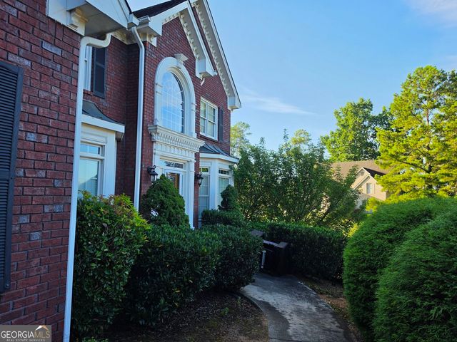 2810 Shoemaker Lane, Snellville, GA 30039