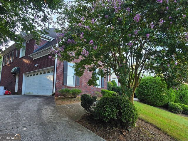 2810 Shoemaker Lane, Snellville, GA 30039