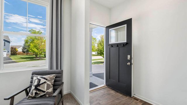 126 Cressmoor Boulevard, Hobart, IN 46342