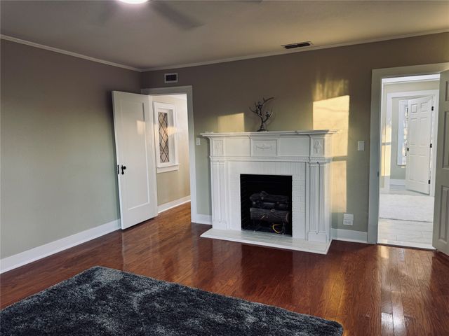 310 S Hickory, Hico, TX 76457