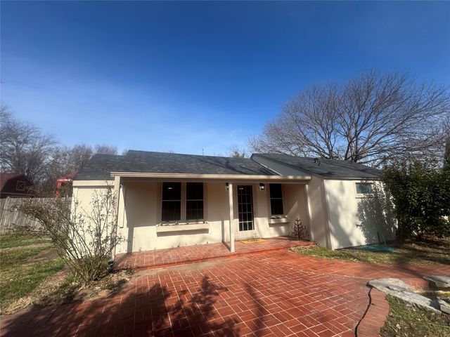 310 S Hickory, Hico, TX 76457