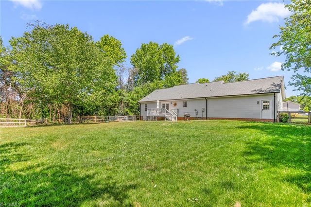 8303 Dorwood Drive, Browns Summit, NC 27214