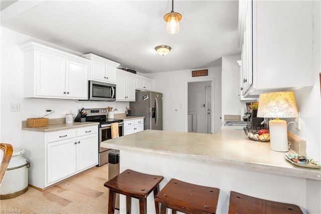 8303 Dorwood Drive, Browns Summit, NC 27214