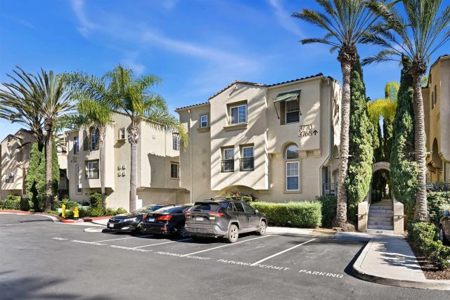 3770 Mykonos Ln 77, San Diego, CA 92130
