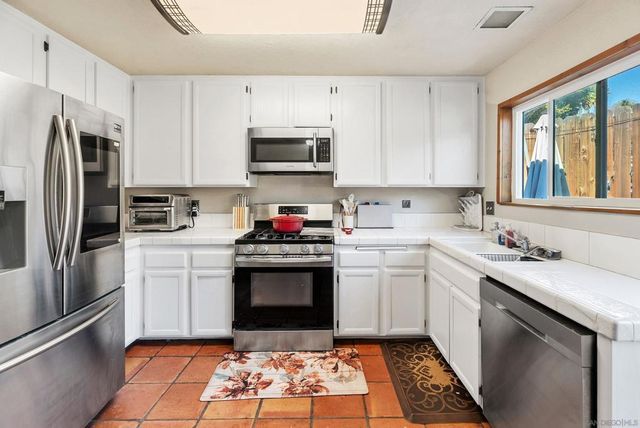 1904 Woodland Glen, Escondido, CA 92027