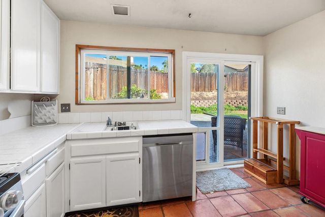 1904 Woodland Glen, Escondido, CA 92027