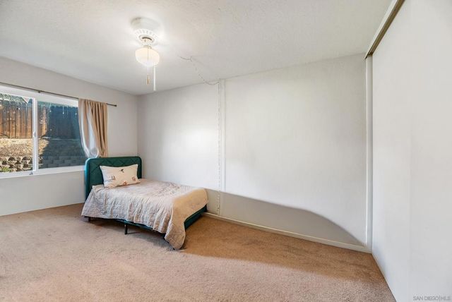 1904 Woodland Glen, Escondido, CA 92027