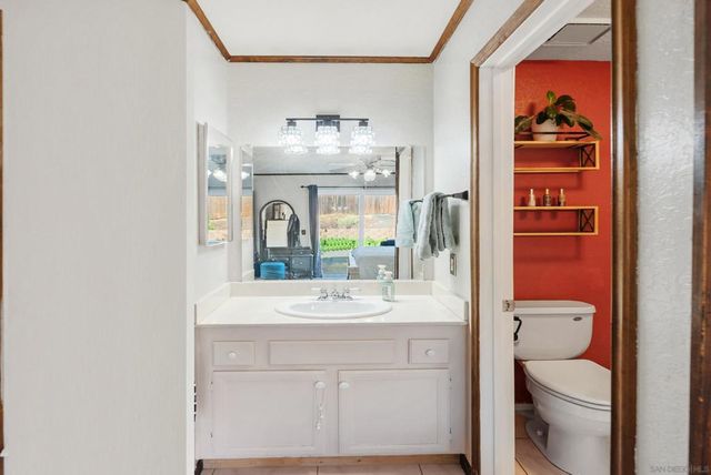 1904 Woodland Glen, Escondido, CA 92027