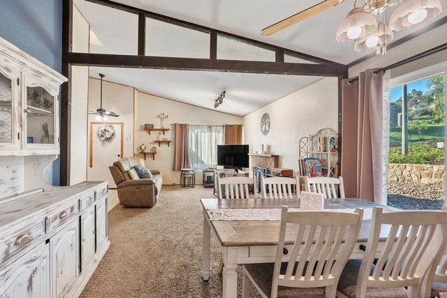 1904 Woodland Glen, Escondido, CA 92027