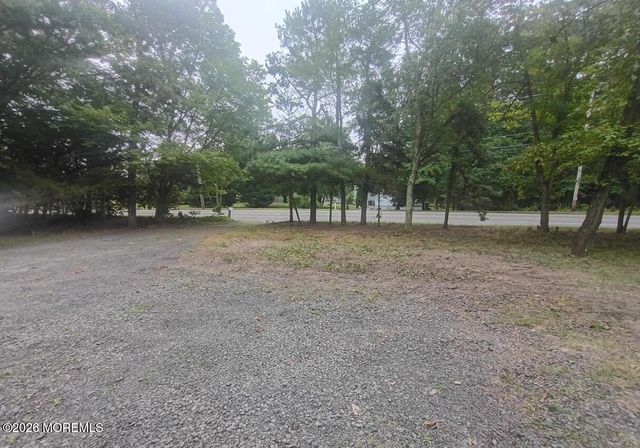710 Jackson Mills Road, Jackson, NJ 08527