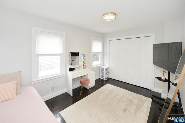 25-14 Berdan Avenue, Fair Lawn, NJ 07410