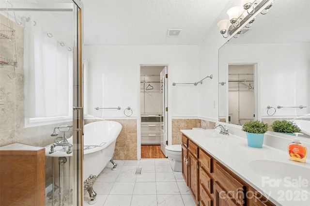 10619 Whittersham Drive, Charlotte, NC 28262