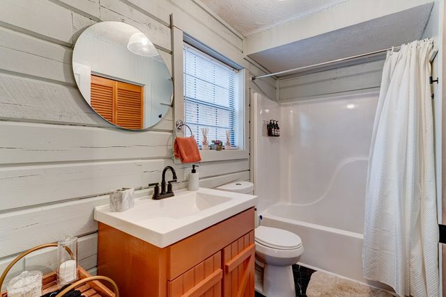 80 Treetop Lane, Blairsville, GA 30512