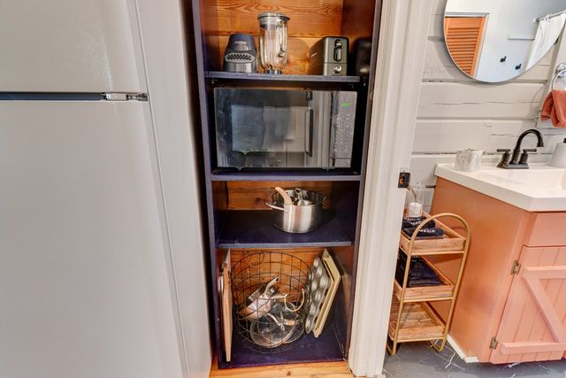 80 Treetop Lane, Blairsville, GA 30512