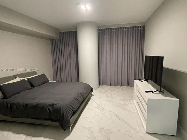 10201 Collins Avenue 1005, Bal Harbour, FL 33154