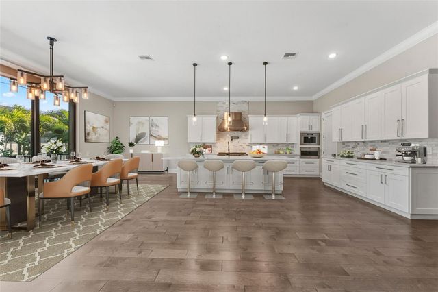 481 W DAVIS BOULEVARD, Tampa, FL 33606