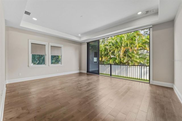 481 W DAVIS BOULEVARD, Tampa, FL 33606