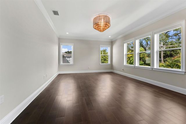 481 W DAVIS BOULEVARD, Tampa, FL 33606