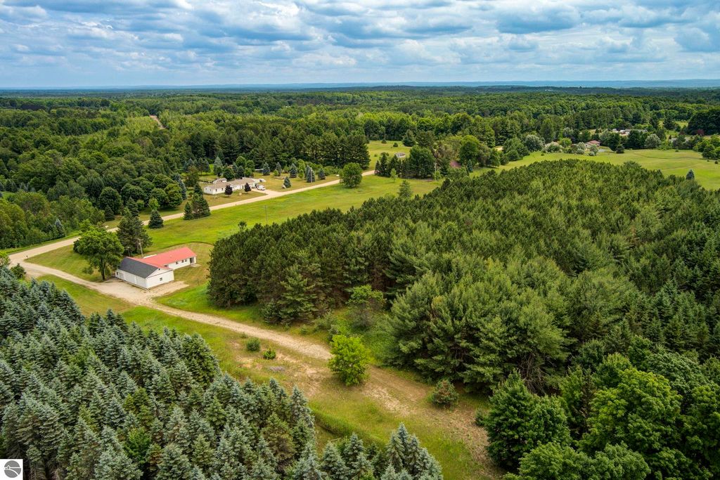 Image 39 of property listing at 8400 Westminister Road, Kingsley, MI 49649