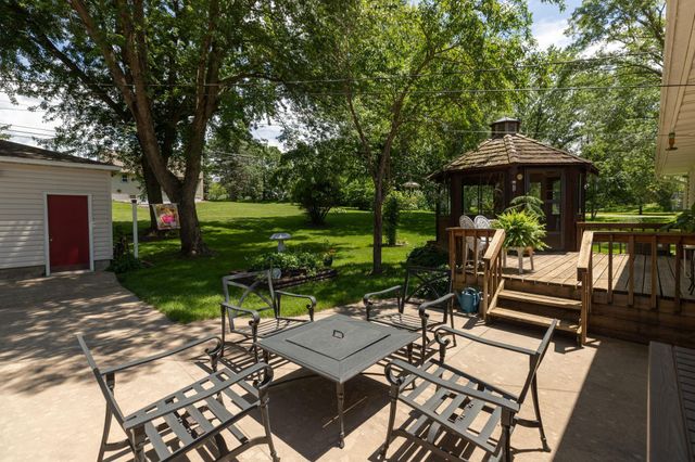 2528 22nd Avenue SE, Rochester, MN 55904