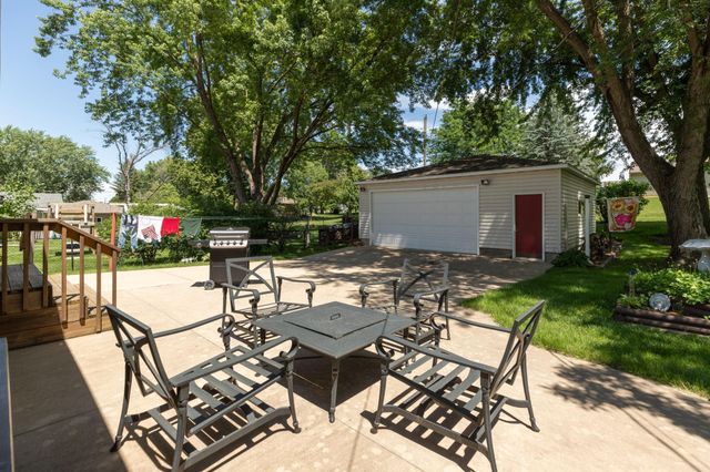 2528 22nd Avenue SE, Rochester, MN 55904