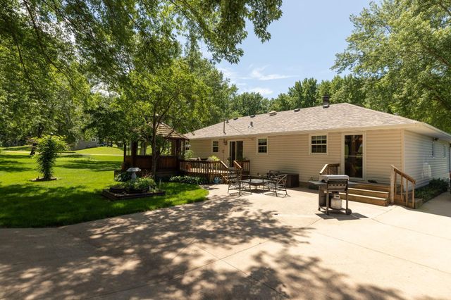 2528 22nd Avenue SE, Rochester, MN 55904