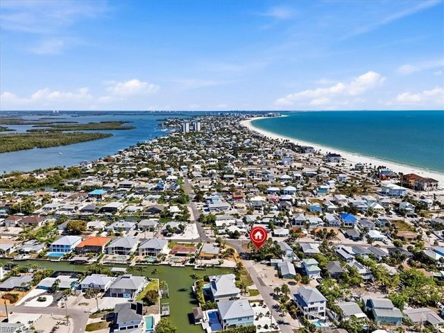245 Madison CT, Fort Myers Beach, FL 33931