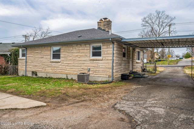 937 Palatka Rd, Louisville, KY 40214