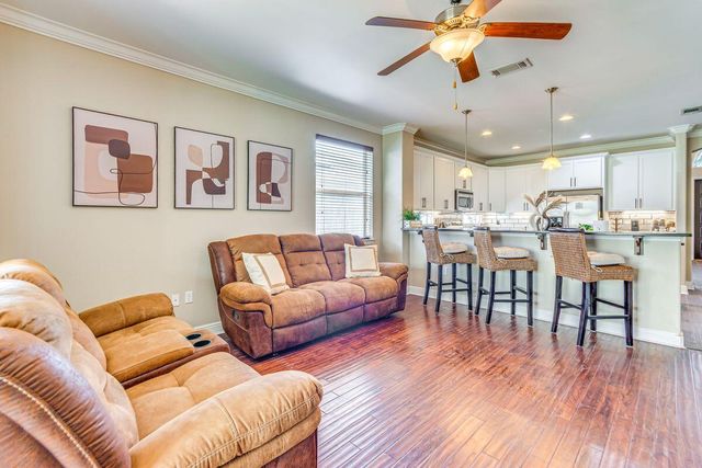 895 Solimar Way, Mary Esther, FL 32569