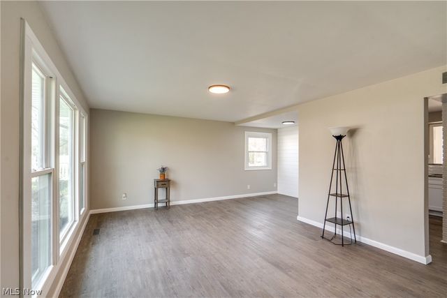 3423 W Bailey Road, Cuyahoga Falls, OH 44221