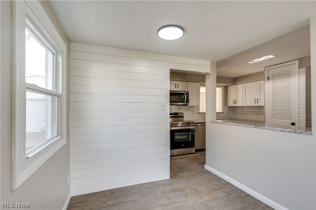 3423 W Bailey Road, Cuyahoga Falls, OH 44221