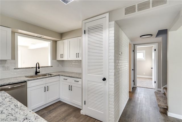 3423 W Bailey Road, Cuyahoga Falls, OH 44221