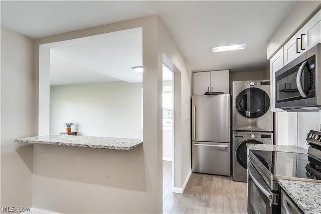 3423 W Bailey Road, Cuyahoga Falls, OH 44221